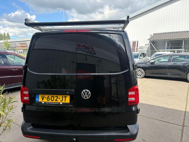 Volkswagen TRANSPORTER 2.0 TDI L2H1 Trendline Airco, pdc achter, imperiaal, trekhaak