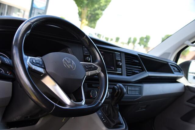 Volkswagen TRANSPORTER 2.0 TDI L1H1 30 Bulli Edition Adaptieve Cruise, Camera, Carplay, LED, Stoelverwarming, Standkachel, 150pk, Trekhaak, Uniek!