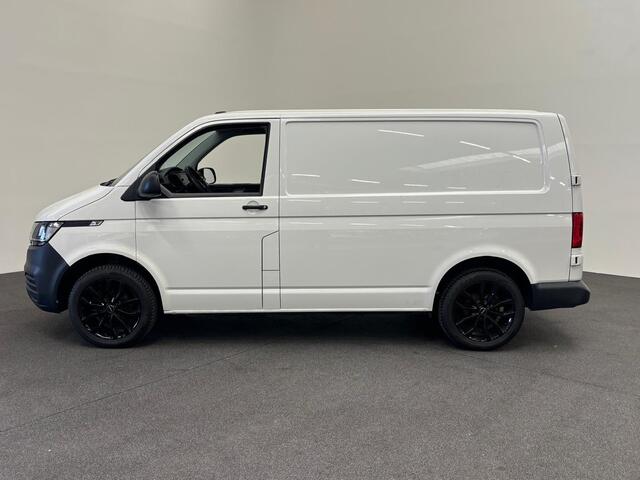 Volkswagen TRANSPORTER 2.0 TDI L1H1 30 Comfortline Airco Cruise Control Trekhaak Apple Carplay Parkeersensoren