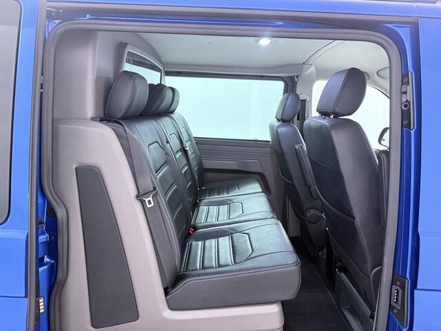 Volkswagen TRANSPORTER 2.0 TDI L2H1 30 DC | Dubbele Cabine | Camera | Leder | Trekhaak | LED | Afneembare Trekhaak | Treeplanken |