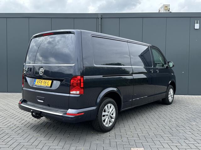 Volkswagen TRANSPORTER 2.0 TDI 111 PK HIGHLINE / STARLIGHT BLUE METALLIC / L2H1 / TREKHAAK / CAMERA / CRUISE / AIRCO