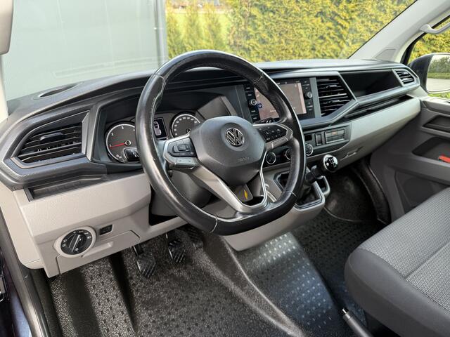 Volkswagen TRANSPORTER 2.0 TDI 111 PK HIGHLINE / STARLIGHT BLUE METALLIC / L2H1 / TREKHAAK / CAMERA / CRUISE / AIRCO