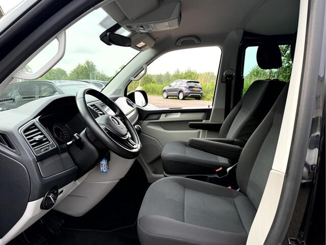 Volkswagen TRANSPORTER 2.0 TDI 150pk L2H1 Dubbel Cabine Highline 65262 km, NL. Auto.