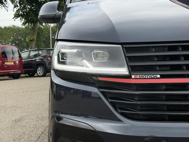 Volkswagen TRANSPORTER 2.0 TDI L2H1 32 DC Bulli | 20'' BBS | Virtual | 2X Schuifd. | Trekhaak | Led | ACC