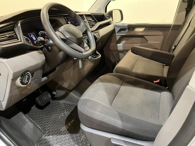 Volkswagen TRANSPORTER 2.0 TDI L1H1 150 PK Automaat / Airco / Cruise Control Adap. / CarPlay / PDC / Navigatie / 3-Zits