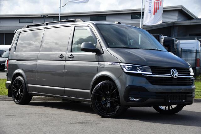 Volkswagen TRANSPORTER 2.0 TDI L2H1 30 Bulli Virtual, Adaptieve Cruise, Camera, Carplay, LED, Stoelverwarming, Standkachel, 150pk, Automaat, Trekhaak, Uniek!