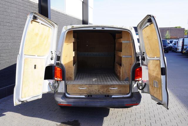 Volkswagen TRANSPORTER 2.0 TDI 150PK EURO 6 - Airco - Cruise - PDC - ¤14.900,- Excl.
