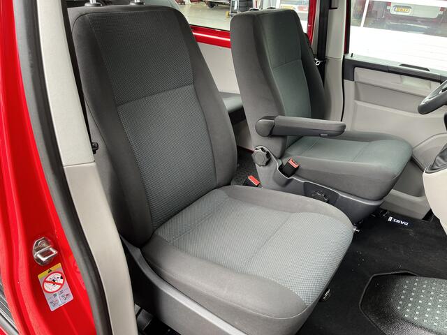 Volkswagen TRANSPORTER Kombi 2.0 TDI L2H2 150pk DSG Airco Cruise control Trekhaak 2500kg trekgewicht Parkeersensoren achter Apple carplay Telefoonverbinding Euro 6 Ideaal voor camperombouw! 8-Persoons