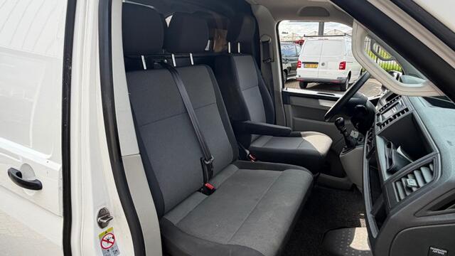 Volkswagen TRANSPORTER 2.0 TDI 62KW 84PK EURO 6 AIRCO/ IMPERIAAL/ TREKHAAK/ 100% DEALERONDERHOUDEN