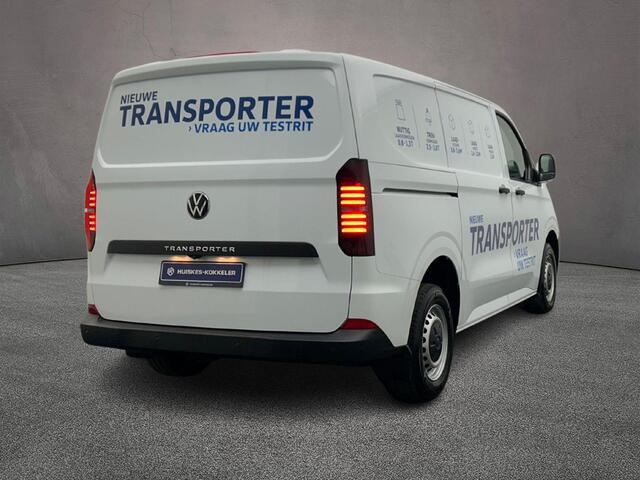 Volkswagen TRANSPORTER T7 2.0 TDI 110pk L1 | Camera | Cruise Control | Navigatie via Apple Carplay / Android Auto | Laadruimte betimmerd |