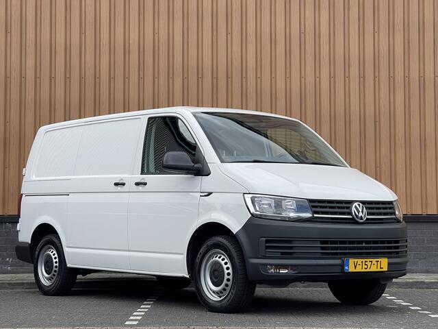 Volkswagen TRANSPORTER 2.0 TSI L1H1 | Marge! | Benzine! | Trekhaak | Cruise Control | Parkeersensoren Achter | Voorruitverwarming | Apple Carplay | Android Auto |