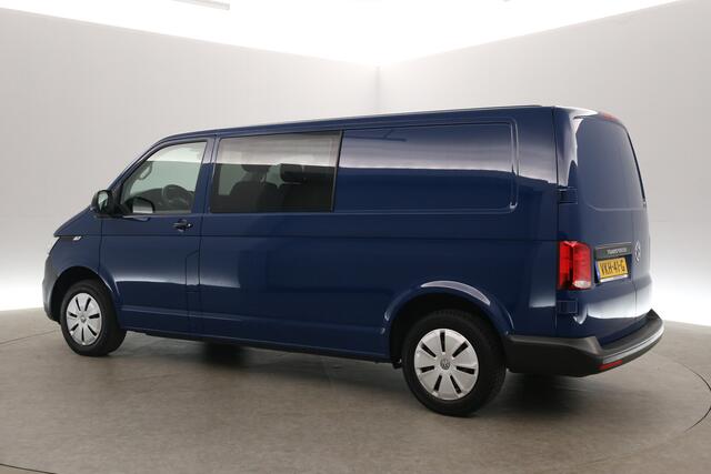 Volkswagen TRANSPORTER 2.0 TDI L2H1 150PK | DC | 6 Zits | Airco | Cruise | Carplay | Parkeersensoren
