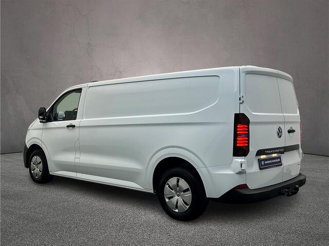 Volkswagen TRANSPORTER T7 2.5 233 pk eHybrid Automaat PHEV L2 Life | Trekhaak | Achterdeuren | Camera | > Netto-ACTIE-Prijs; bij koop of lease via HK / excl. kosten rijklaarmaken <