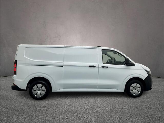 Volkswagen TRANSPORTER T7 2.5 233 pk eHybrid Automaat PHEV L2 Life | Trekhaak | Achterdeuren | Camera | > Netto-ACTIE-Prijs; bij koop of lease via HK / excl. kosten rijklaarmaken <