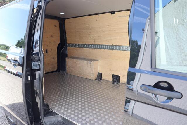Volkswagen TRANSPORTER 2.0 TDI L2H3 110kw