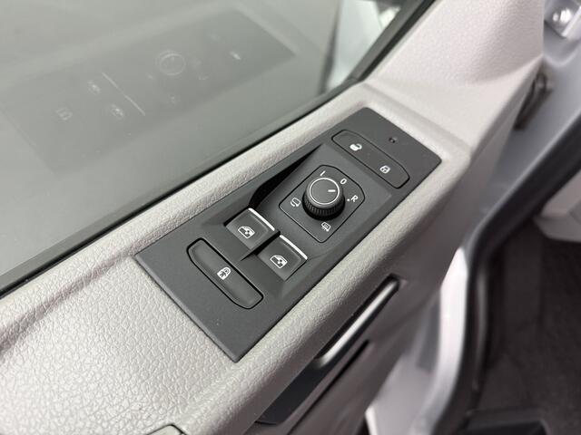 Volkswagen TRANSPORTER 2.0TDI 150PK DSG Automaat Dubbele Cabine | LED | Digital Cockpit | Navigatie | Camera | Multimedia | Airco | Cruise | Standkachel