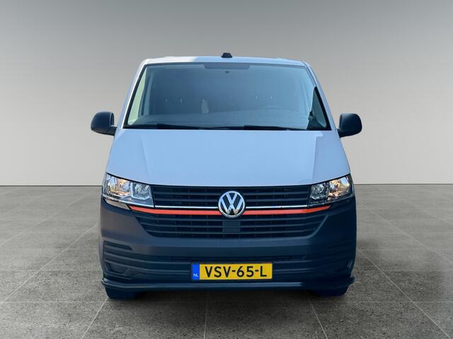 Volkswagen TRANSPORTER 2.0 TDI L1 90PK Camper Edition | Walstroom | Schuiframen | Apple carplay | 3 zits