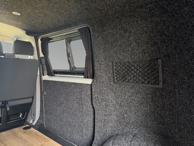 Volkswagen TRANSPORTER 2.0 TDI L1 90PK Camper Edition | Walstroom | Schuiframen | Apple carplay | 3 zits