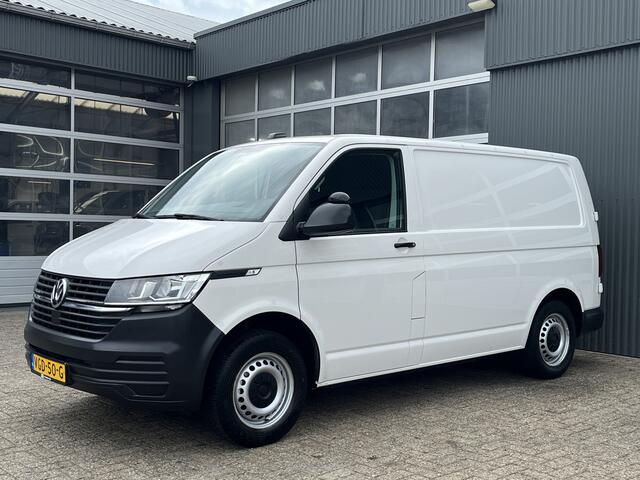 Volkswagen TRANSPORTER 2.0 TDI L1H1 Sortimo Kastinrichting Airco Cruise controle Telefoonverbinding 2-Persoons Apple carplay Euro 6 Dealer onderhouden