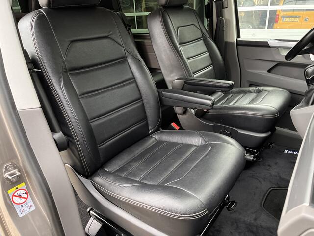 Volkswagen TRANSPORTER T6.1 2.0 TDI L2H1 200 pk DC 4 Motion Highline Bulli 2x elektrische schuifdeuren en achterklep 4x4 Leder Two-tone kleur Airco Cruise controle Trekhaak 2500kg Dealer onderhouden Vol!! Dubbele cabine 4WD BPM VRIJ