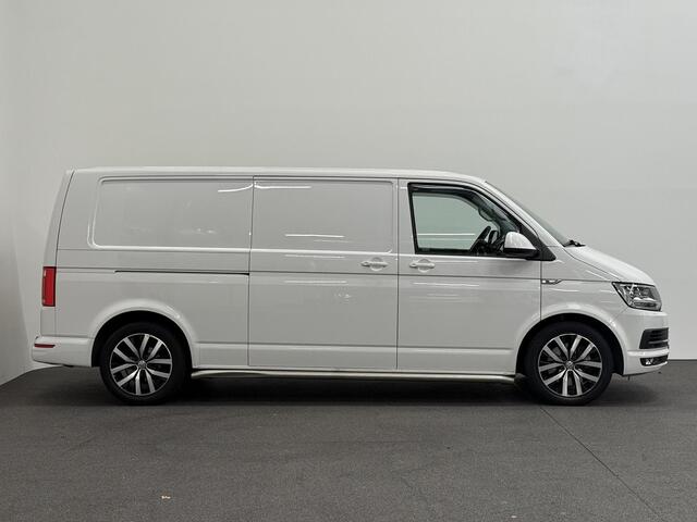 Volkswagen TRANSPORTER 2.0 TDI L2H1 Automaat HANDEL / EXPORT Airco Navi LM velgen LED Achterklep Trekhaak Adaptieve Cruise Control