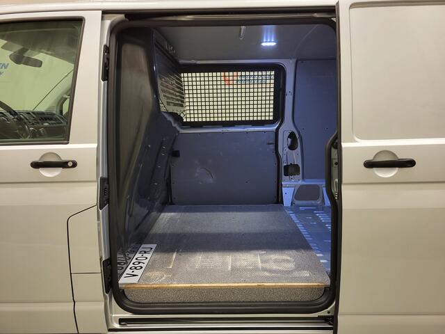 Volkswagen TRANSPORTER 2.0TSI 150pk L2/H1 Trekhaak Benzine!