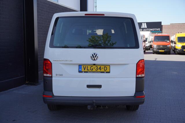 Volkswagen TRANSPORTER 2.0 TDI 150PK Automaat Dubbele Cabine EURO 6 - Airco - Cruise - Camera - ¤ 18.900,- Excl.