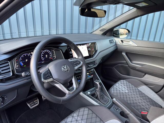 Volkswagen Taigo 1.5 TSI R-Line Business | Panodak | IQ Light | Keyless | Camera | Prijs Rijklaar!!