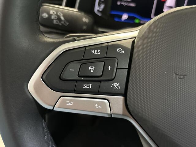 Volkswagen Taigo 1.0 Tsi 110pk DSG R-Line · Apple/Android Car Play · Navi · P-Sensoren · ACC · DAB · 18'' Inch · Garantie t/m 26-05-2027 of 100.000km