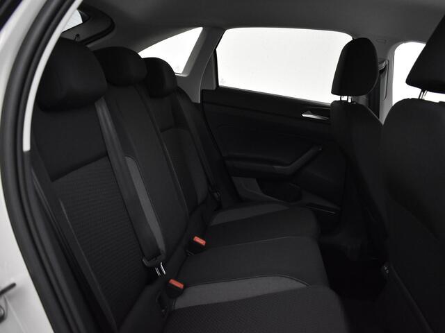 Volkswagen Taigo Life Edition 1.0 TSI 95 pk CUV 5 versn. Hand · Achteruitrijcamera · parkeersensoren achter
