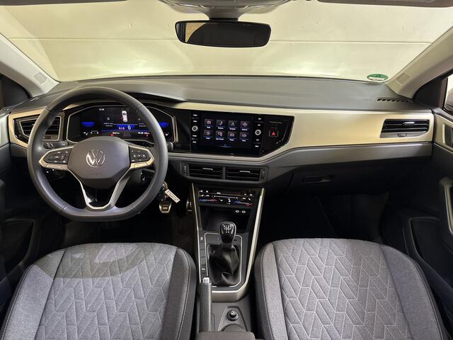 Volkswagen Taigo 1.0 TSI LIFE MOVE VIRTUAL/CAMERA/CARPLAY