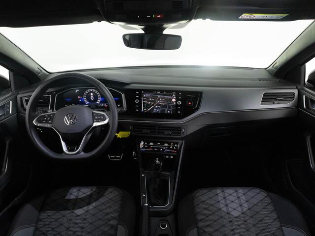 Volkswagen Taigo 1.0 TSI R-Line DSG | LED | Navigatie | Adaptieve cruise | Stoelverwarming |