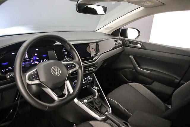 Volkswagen Taigo Life Edition 1.0 TSI 110pk DSG Automaat Achteruitrijcamera, Adaptive cruise control, DAB, Radio, Airco, App connect, LED koplampen, Bluetooth