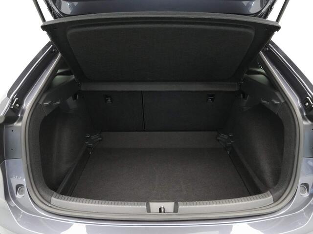 Volkswagen Taigo 1.0 TSI 115pk DSG R-Line Navi via App Pdc Clima Acc 72