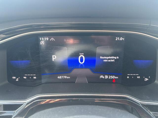 Volkswagen Taigo 1.0 TSI Style | Trekhaak | Apple Carplay &