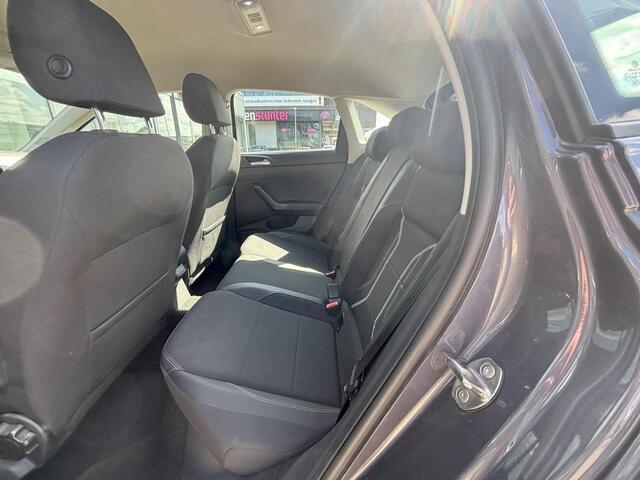 Volkswagen Taigo 1.0 TSI Style | Trekhaak | Apple Carplay &