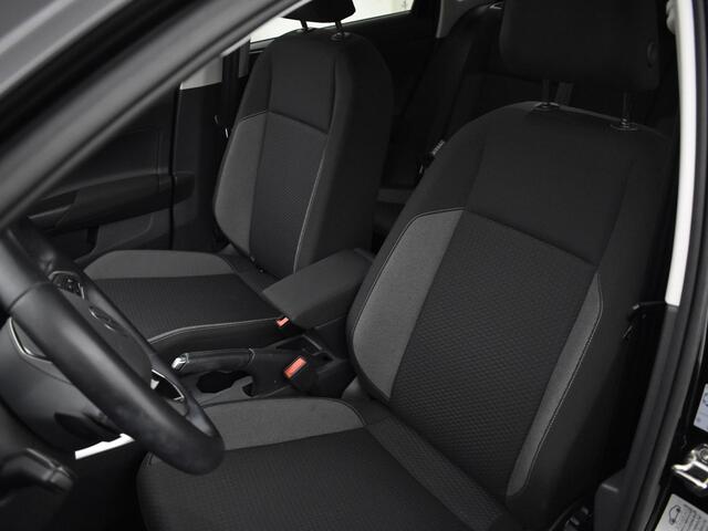 Volkswagen Taigo 1.0 TSI 110pk DSG Life · Apple/Android Car Play · ACC · Navigatie · Draadloze Telefoonlader · Elek. Inklapbare Spiegels · Verkeersbord Detectie · Garantie t/m 26-10-2026 of 100.000km