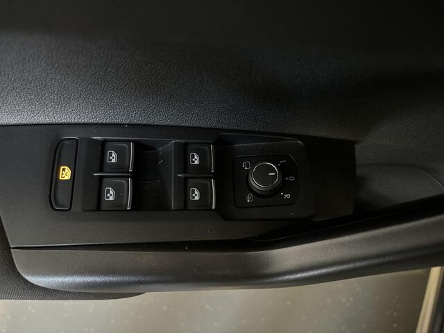 Volkswagen Taigo 1.0 Tsi 110pk Style · Apple/Android Car Play · Navi · IQ.Light · Virtual Cockpit · 17'' Inch · Garantie t/m 26-05-2027 of 100.000km