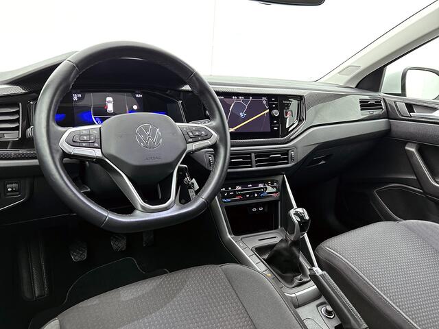 Volkswagen Taigo 1.0 TSI Life Business | 110 PK | Trekhaak | Climate control | PDC | Navigatie | Stoelverwarming |