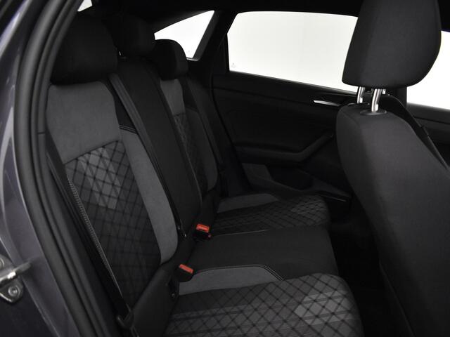 Volkswagen Taigo 1.0 TSI 115pk DSG R-Line · Camera · Keyless · Matrix LED · Apple/Android Car Play · Clima · Elek. Inklapbare Spiegels · ACC · Garantie t/m 14-06-2026