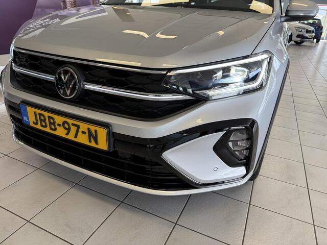 Volkswagen Taigo 1.5 TSI R-Line DSG 150PK *KEYL*APP*PANO*IQ*LM17*