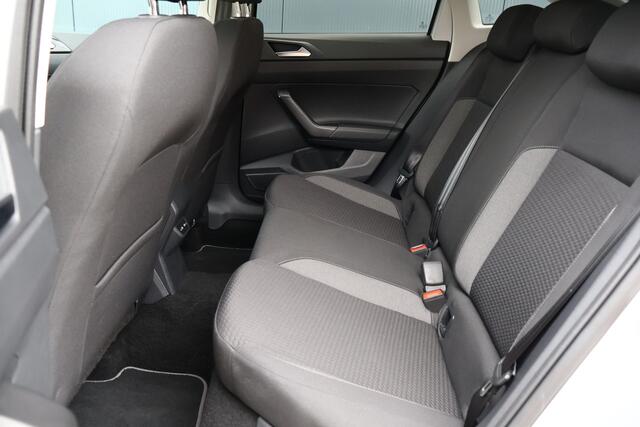 Volkswagen Taigo 1.0 TSI Life | Stoelverwarming | Camera | Active Info Display | Carplay | Keyless | Clima