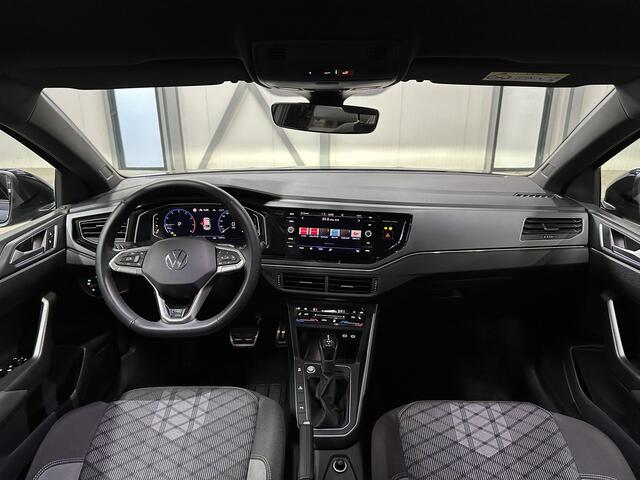 Volkswagen Taigo 1.0 TSI R-Line DSG | IQ.Light | Cam | Carplay | 18" LMV | Keyless |