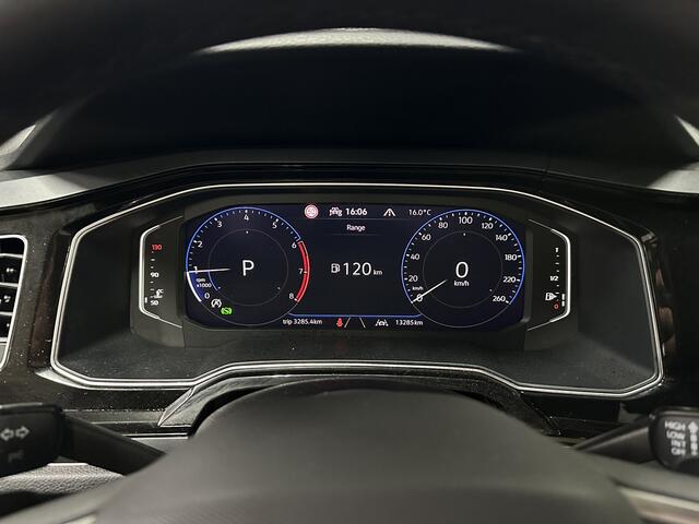 Volkswagen Taigo 1.0 TSI R-Line DSG | IQ.Light | Cam | Carplay | 18" LMV | Keyless |