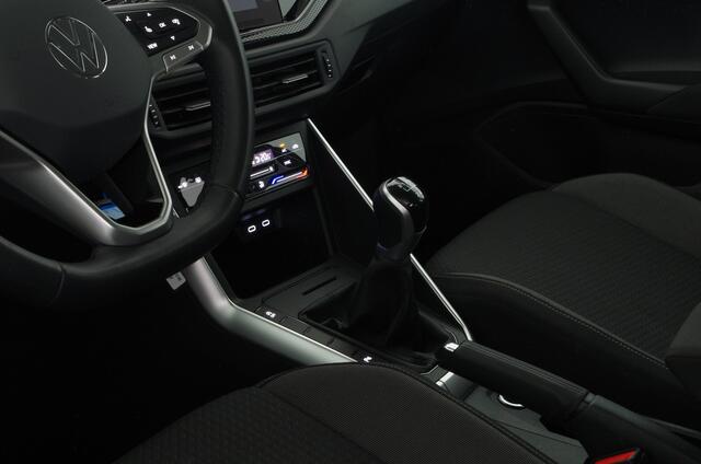 Volkswagen Taigo 1.0 TSI Life Edition Camera/adapt.cruise/Navi/parkeersensor V en A