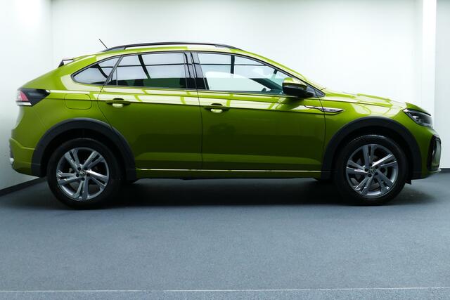 Volkswagen Taigo 1.5 150pk TSI R-Line Business. Virt Cockpit, StoelVerw, IQ Led, Camera, Haak 1200kg