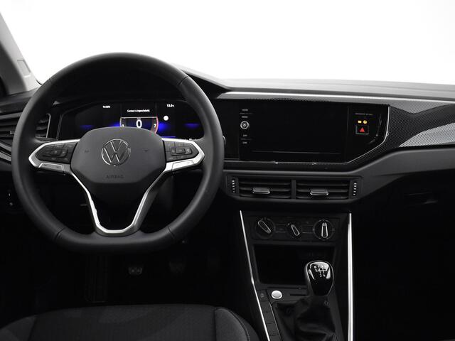 Volkswagen Taigo Life Edition 1.0 TSI 95 pk 5 versn. Hand · Achteruitrijcamera · Achteruitrijcamera · Allseason banden