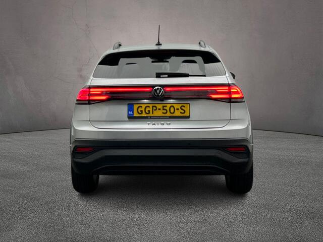 Volkswagen Taigo Life Edition 1.0 TSI 95pk Adaptive cruise control, Achteruitrijcamera, LED koplampen, Airco, App connect, DAB, Radio, Parkeersensor achter