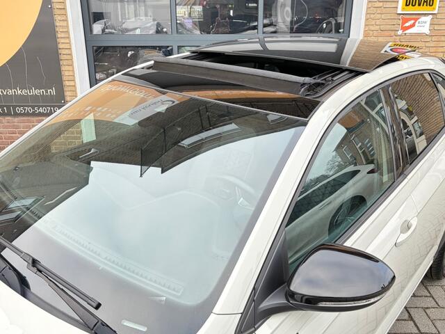 Volkswagen Taigo 1.0 TSI DSG AUTOMAAT R-LINE SPORT PANODAK/LED/ACC/NL-AUTO/1E EIG.