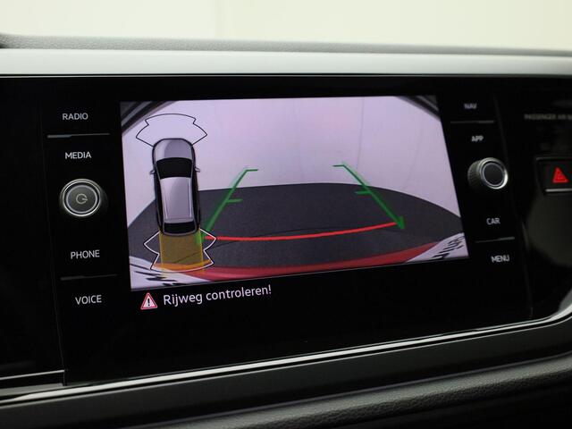 Volkswagen Taigo 1.0TSI/115PK R-Line DSG · Keyless · Apple Carplay/Android Auto · Camera + Parkeersensoren ·Garantie t/m 27-03-2027